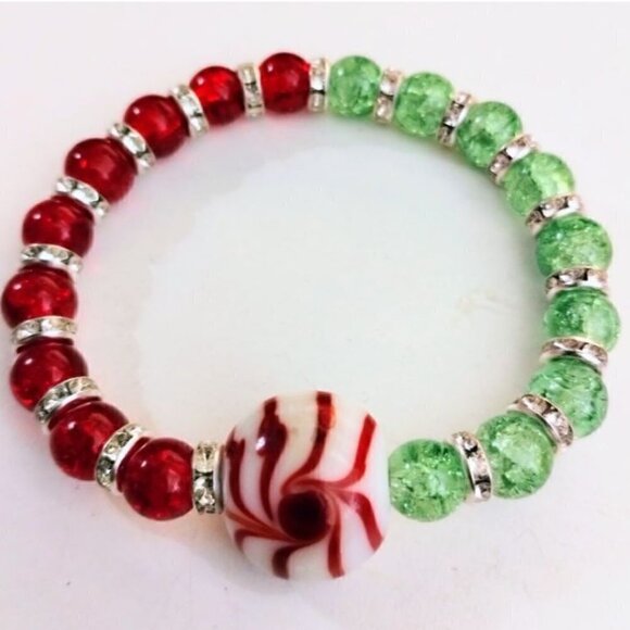 RED and Green Rhinestone Christmas Glass Peppermint Candy Bracelet - Picture 1 of 3